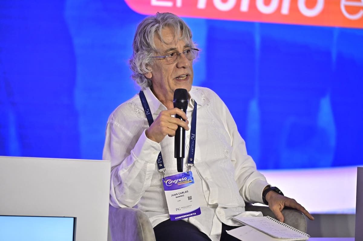 Juan Carlos Ramírez, presidente del Comité Autónomo de la Regla Fiscal, CARF, | Cortesía Asofondos - Pedraza Producciones