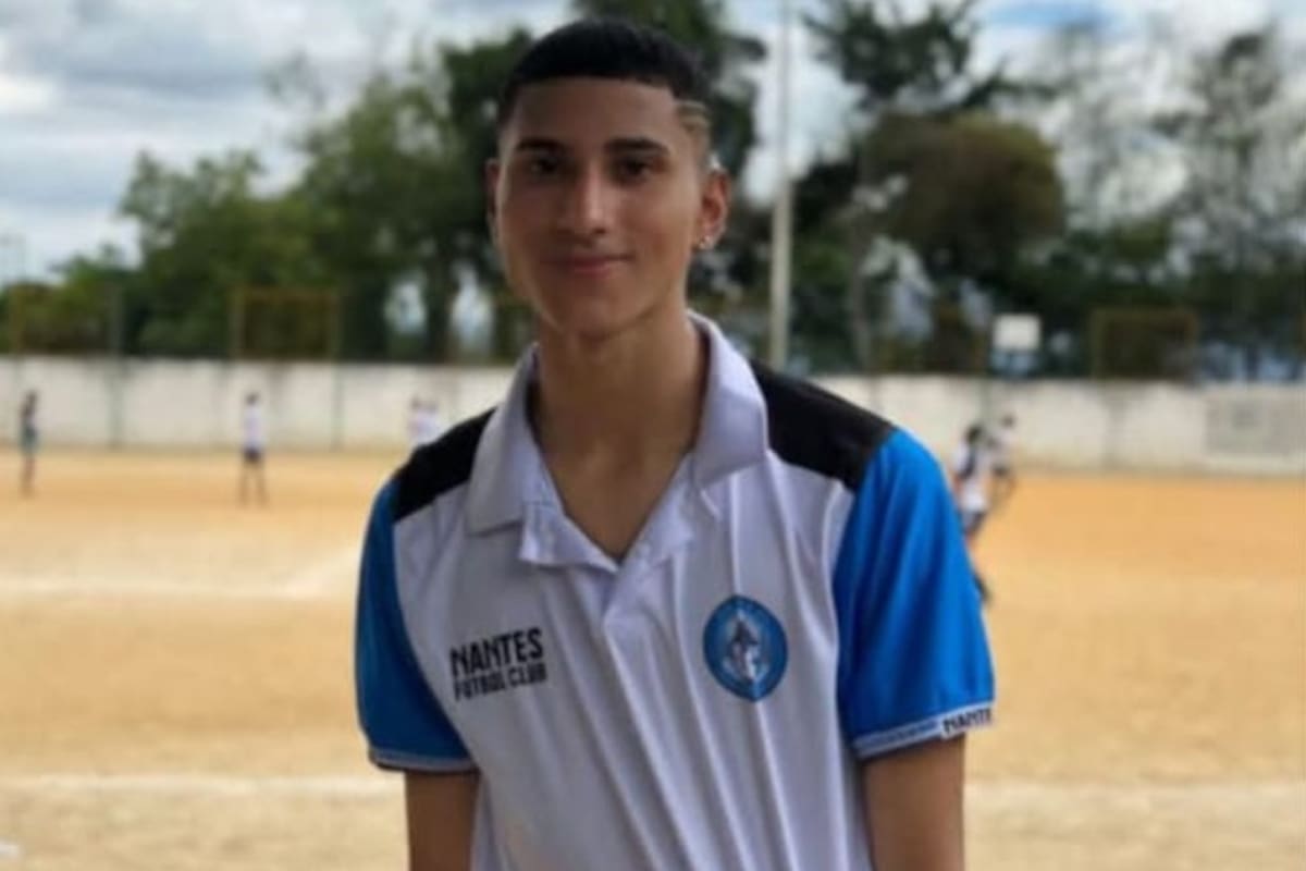 Juan Diego Sosa Ruiz, de 20 años, sufrió graves lesiones en un accidente de tránsito ocurrido el 5 de junio en la vía Bucaramanga-Girón.