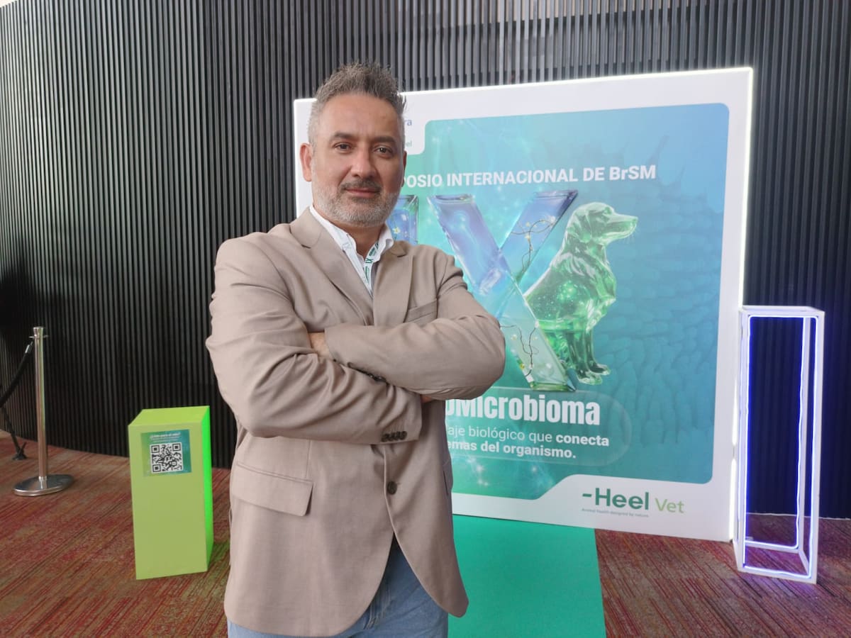 Juan Fernando Villegas, médico Veterinario especialista en Ortopedia y Fisiatría.
