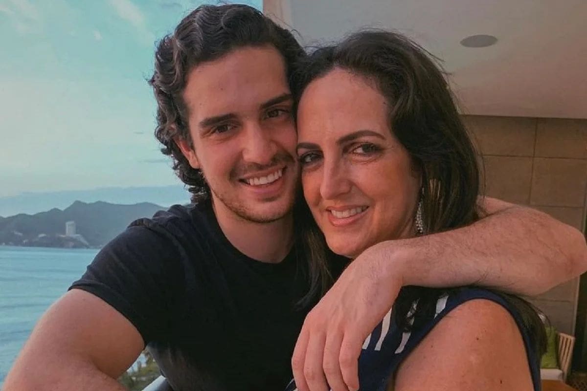 Juan José Lafaurie y su mamá la senadora María Fernanda Cabal.