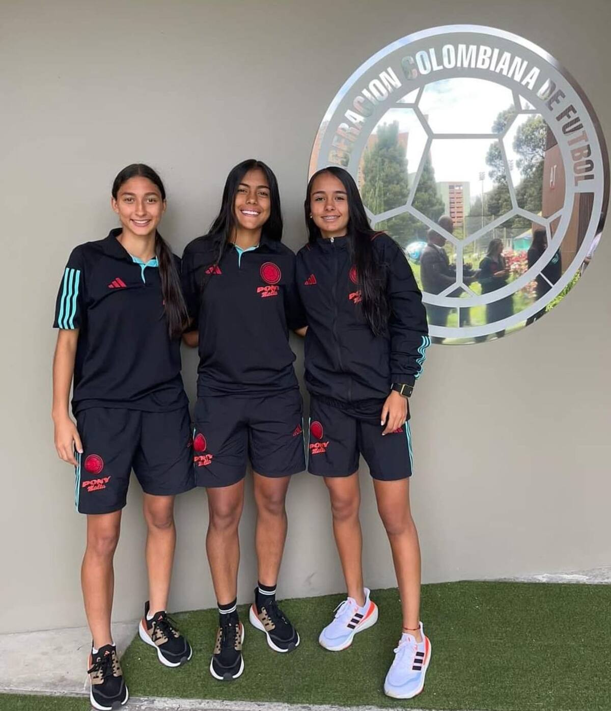 Jugadoras de Real Santander en la selección Colombia Sub-17.
