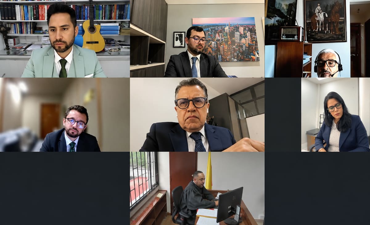 La Fiscalía presentó el preacuerdo con Luis Carlos Gutiérrez Martínez, exsecretario general de la Fundación San José, donde aceptó su participación en la expedición de títulos académicos falsos a favor de Juliana Guerrero.