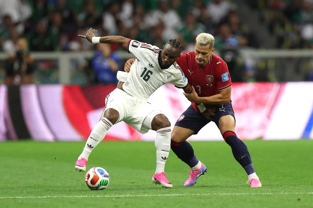 Julián Quiñones celebra el segundo gol de México en la victoria 3-0 sobre la República Checa, en el cierre del Grupo A del Mundial 2026. Foto: EFE