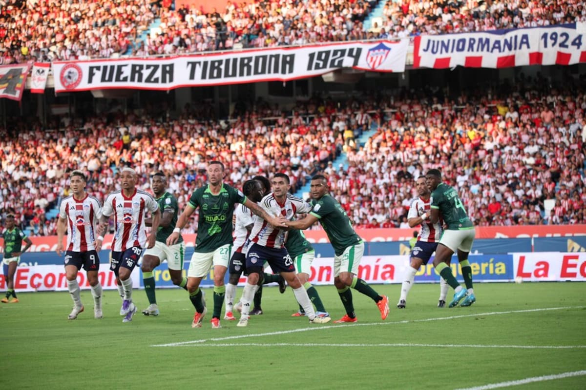 Junior superó 2-1 a Bucaramanga, en la séptima fecha de la Liga BetPlay II de 2025, en un partido marcado por la polémica. Foto: Colprensa.