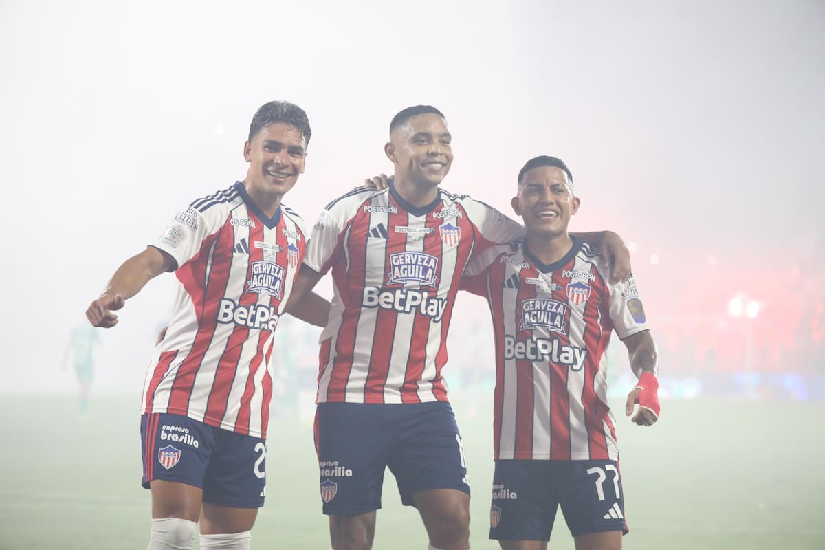 Junior de Barranquilla venció 3-0 a Atlético Nacional en el partido de ida de la final de la Liga BetPlay I de 2026. Foto: Jairo Cassiani y Colprensa.