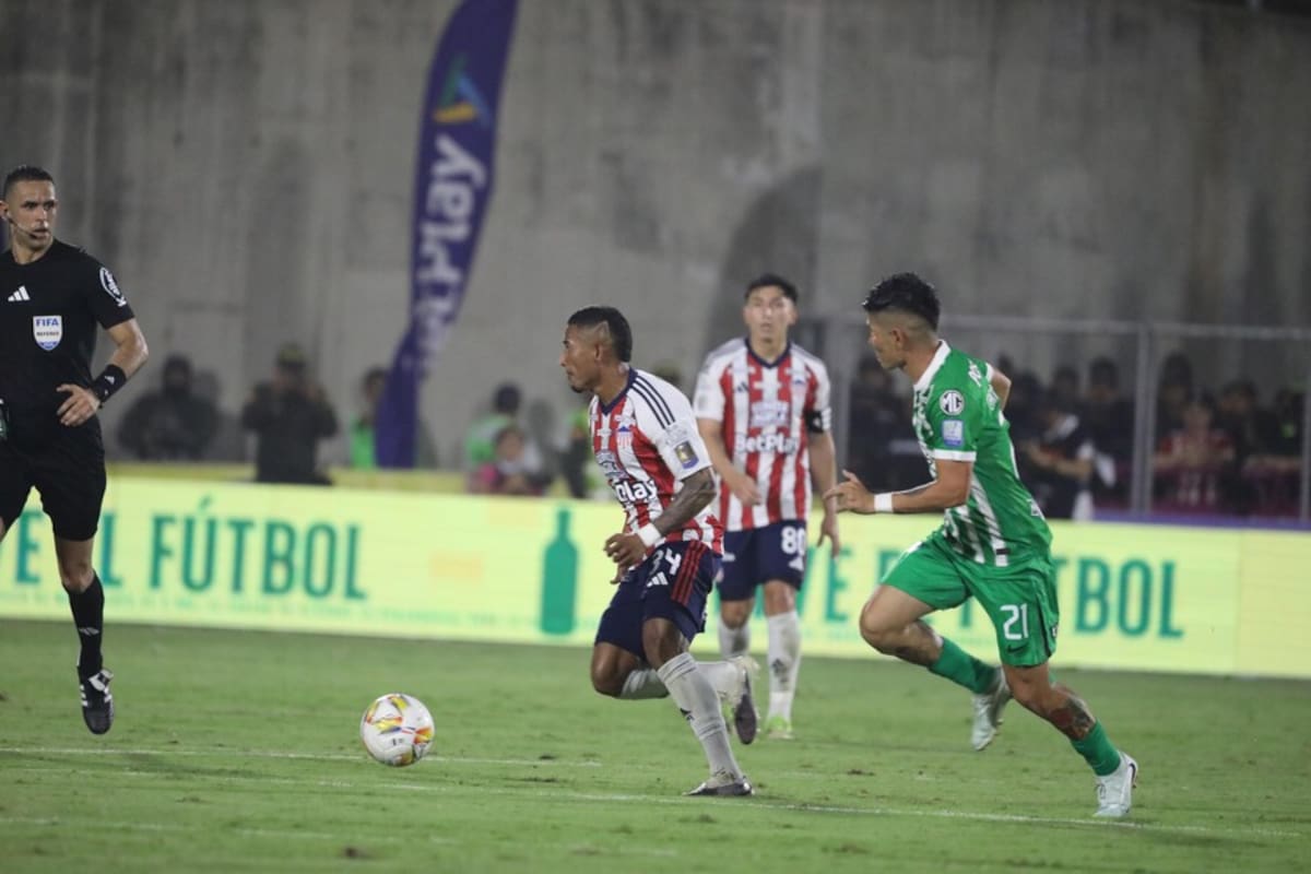 Junior de Barranquilla sacó una ventaja de 3-0 en el partido de ida de la final de la Liga BetPlay I de 2026. Foto: Colprensa.