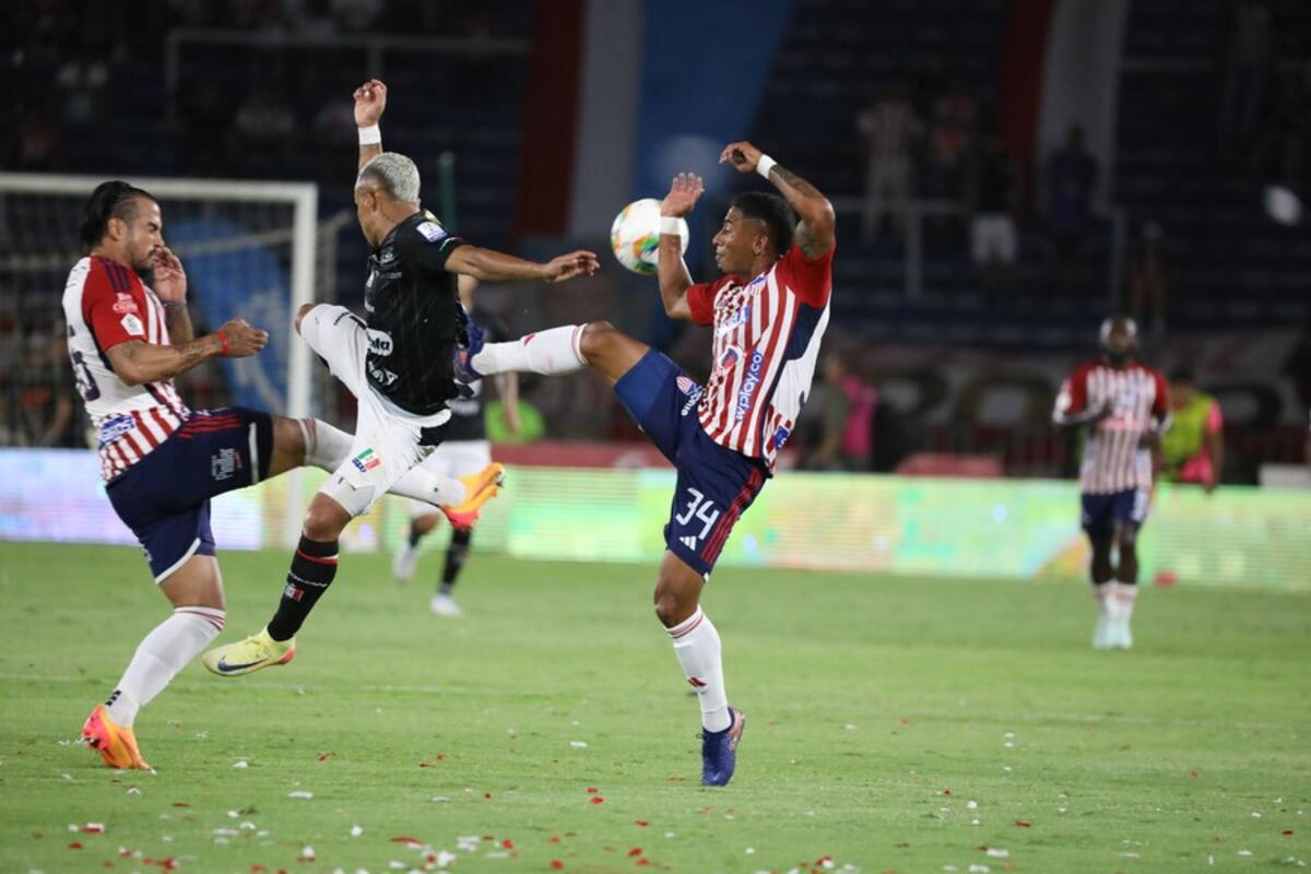 Junior y Once Caldas se enfrentarán en los cuartos de final de la Liga BetPlay I de 2026. Foto: Colprensa.