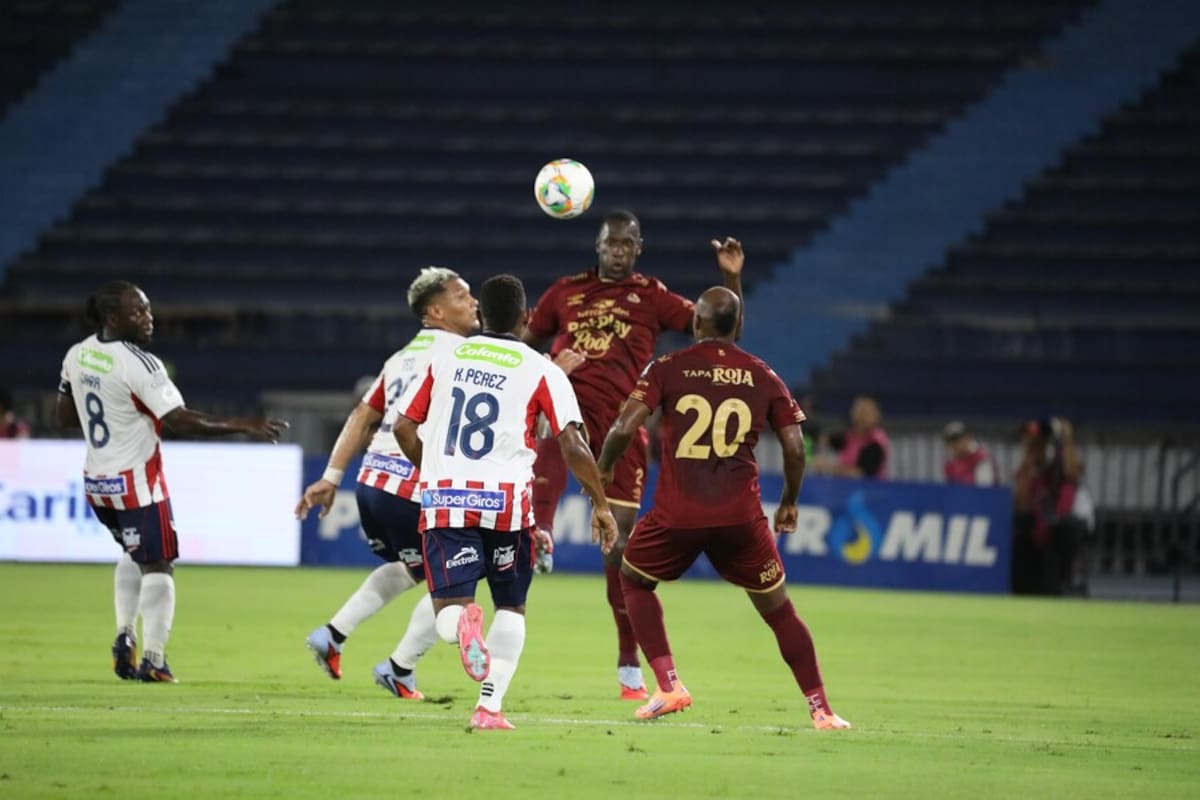 Deportes Tolima doblegó 2-0 a Junior en Barranquilla, en la primera fecha de la Liga BetPlay I de 2026. Foto: Colprensa.