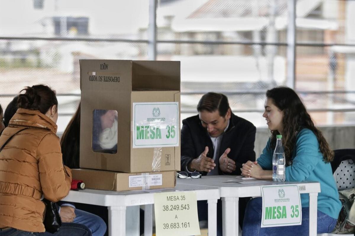 Si fue elegido jurado en 2026, esto es lo que debe cumplir por ley. Colprensa / VANGUARDIA