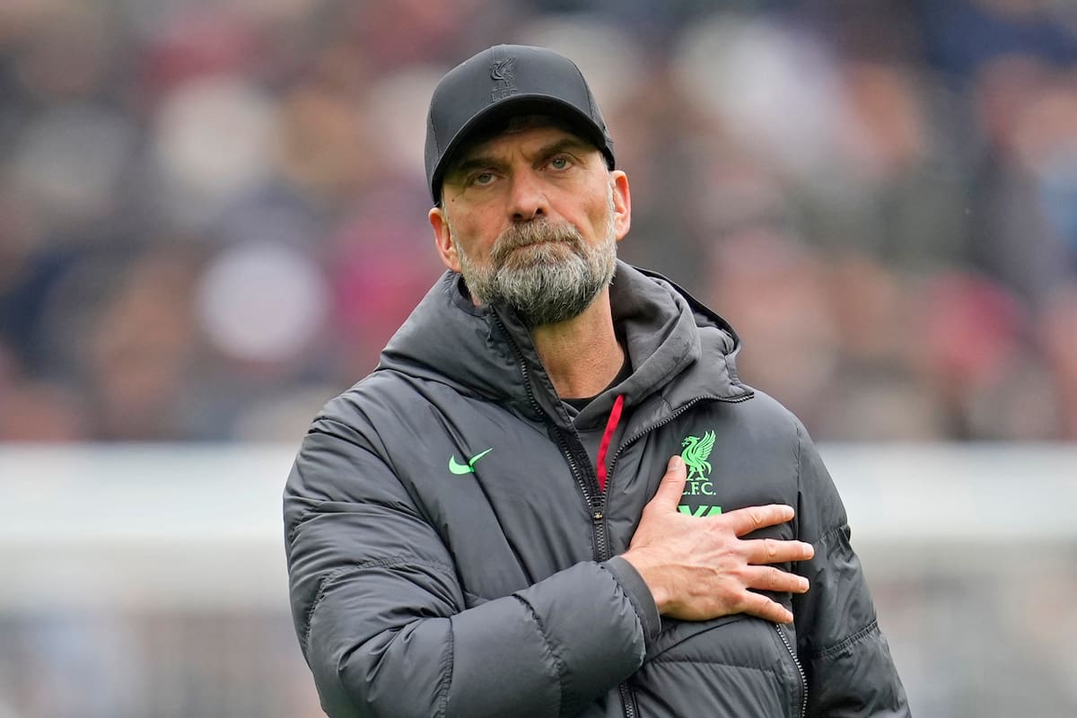 Jurgen Klopp no ha dirigido más equipos desde su paso por Liverpool en Inglaterra. //Foto, AP: Kin Cheung