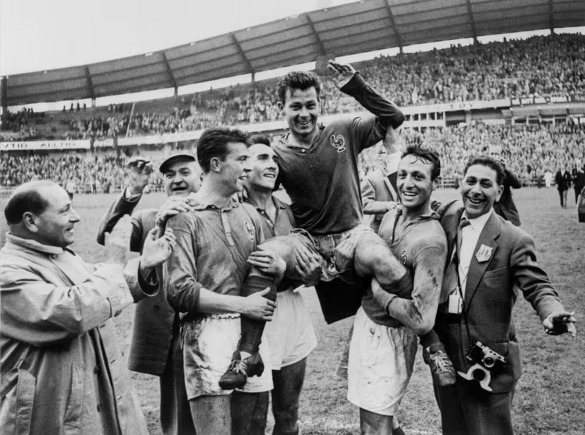 Fontaine marcó un triplete en su debut con Francia en 1953. /FOTO: FIFA