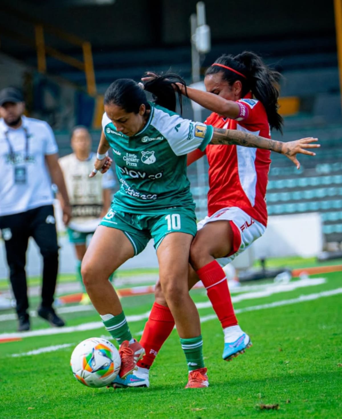 La santandereana Karen Daniela Castellanos se destaca en el equipo azucarera. Foto: Deportivo Cali.