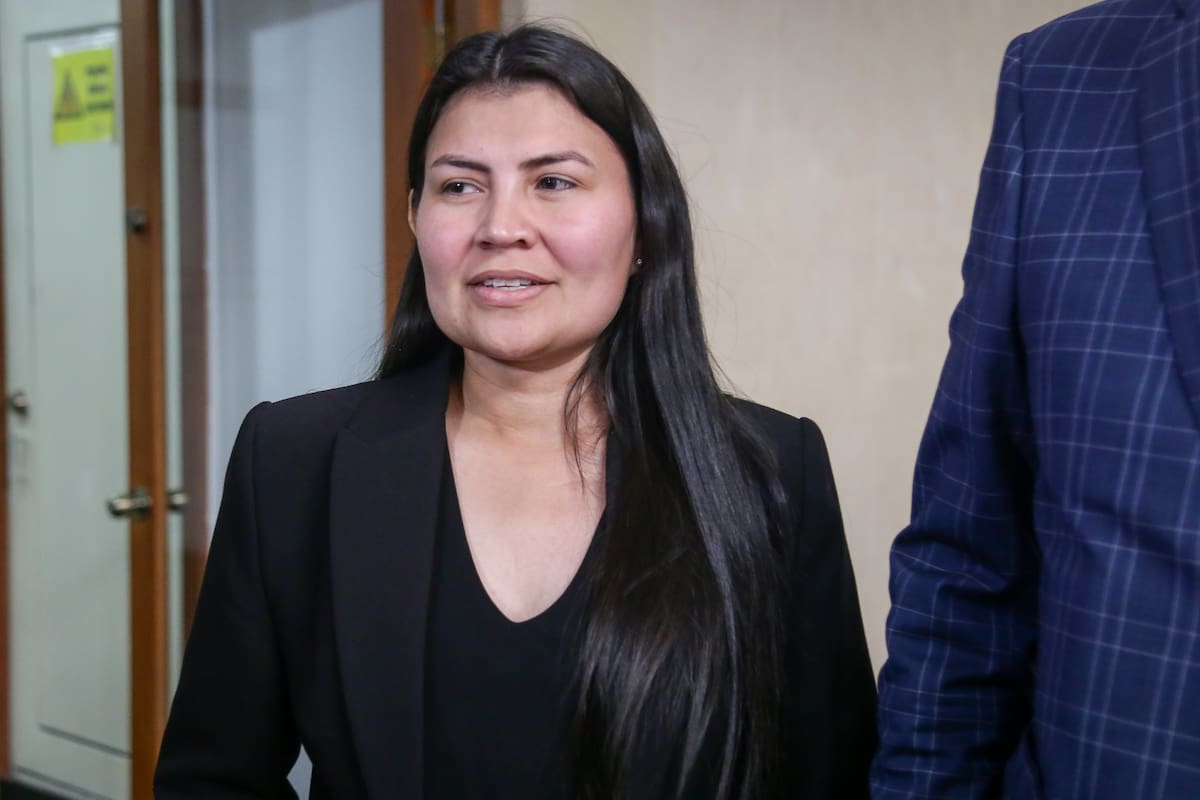 La representante Karen Manrique en compañía de su abogado defensor, Andrés Garzón compareció ante la Corte Suprema de Justicia como parte de la investigación por el escándalo de corrupción en la Unidad Nacional para la Gestión del Riesgo de Desastres Ungrd. // Colprensa.