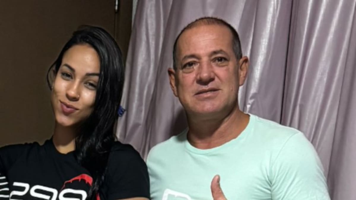 Karla Thaynnara Nogueira se cayó mientras circulaba en motocicleta y fue atropellada por un camión.