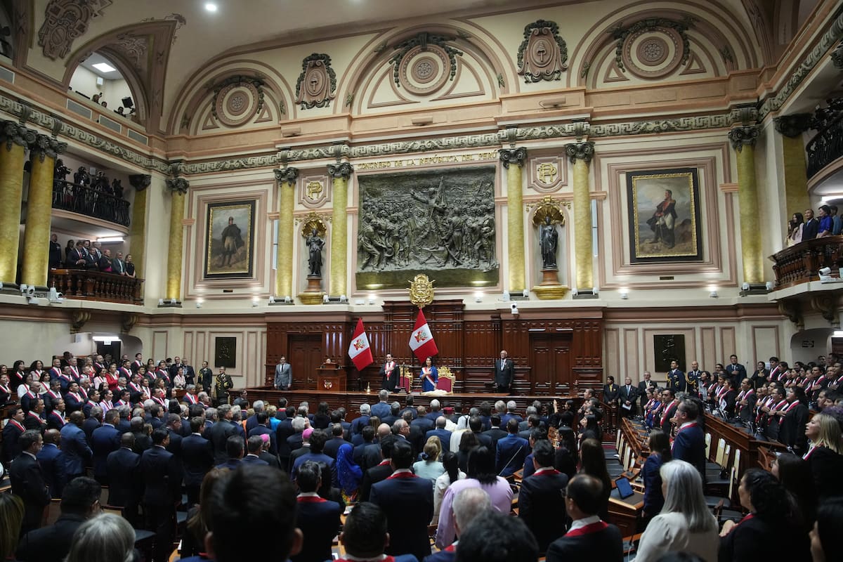 Keiko Fujimori juró como presidenta de Perú para el período 2026-2031 en una ceremonia realizada en el Congreso.