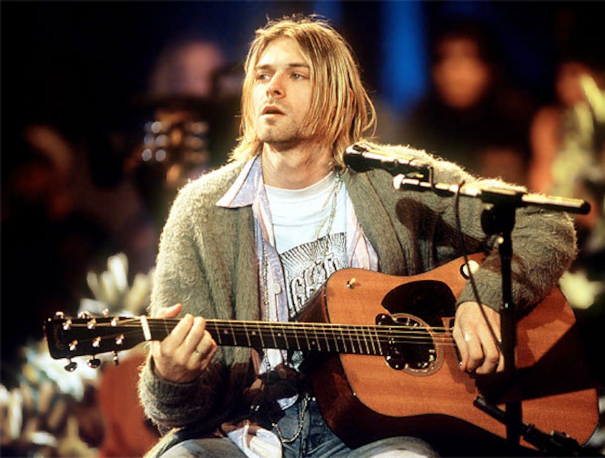 Reabren el caso Kurt Cobain? Forenses revisan la autopsia.