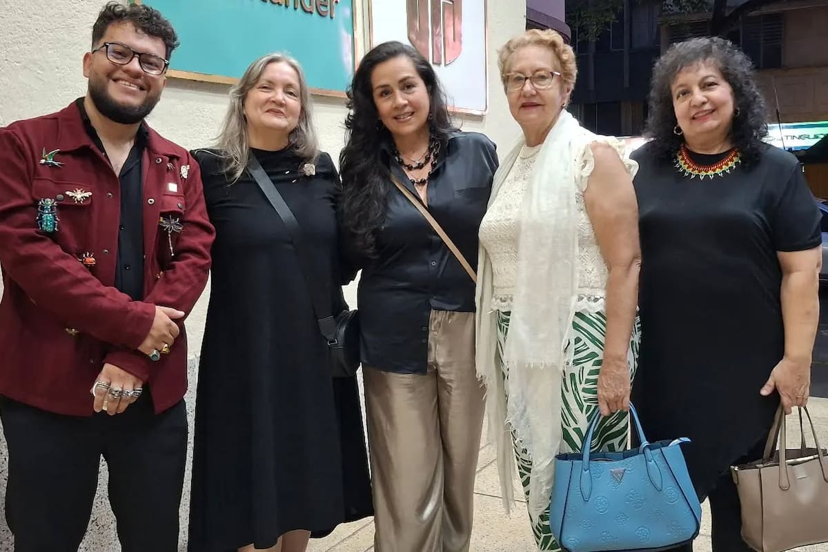 ED Camacho, Rosabel Martínez Pinzón, Claudia Amorocho, Magdalena Rojas Flórez y Gloria Martha Pérez. Suministrada / VANGUARDIA