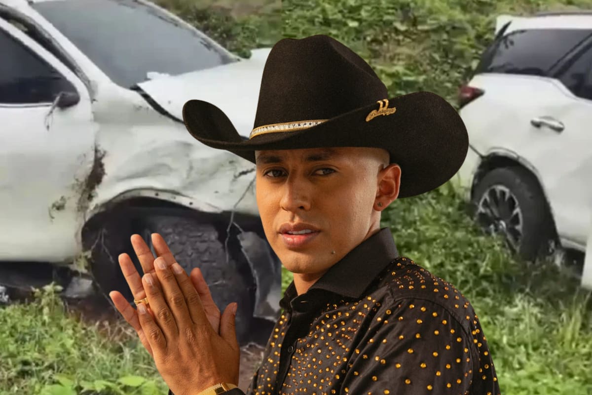 La camioneta de Sebastián Ayala quedó volcada a un costado de la vía tras el accidente en Santander. El cantante agradeció el apoyo de sus seguidores.