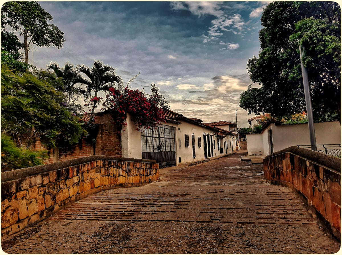La exposición se realizará en Cuarto Colectivo Artístico, un espacio cultural ubicado pasos arriba del parque las nieves, en el centro histórico de Girón. La entrada es libre y gratuita. Foto tomada de Internet/VANGUARDIA