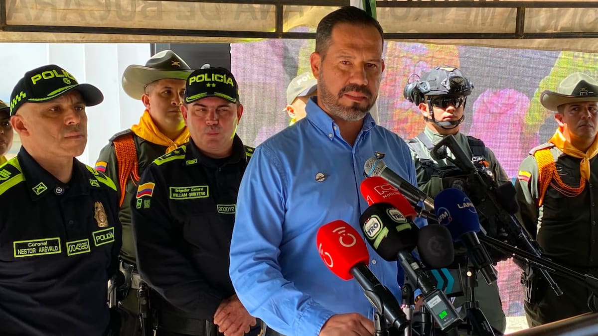 La Gobernación de Santander anunció recompensas de hasta $50 millones para obtener información que permita capturar delincuentes y prevenir posibles acciones terroristas.