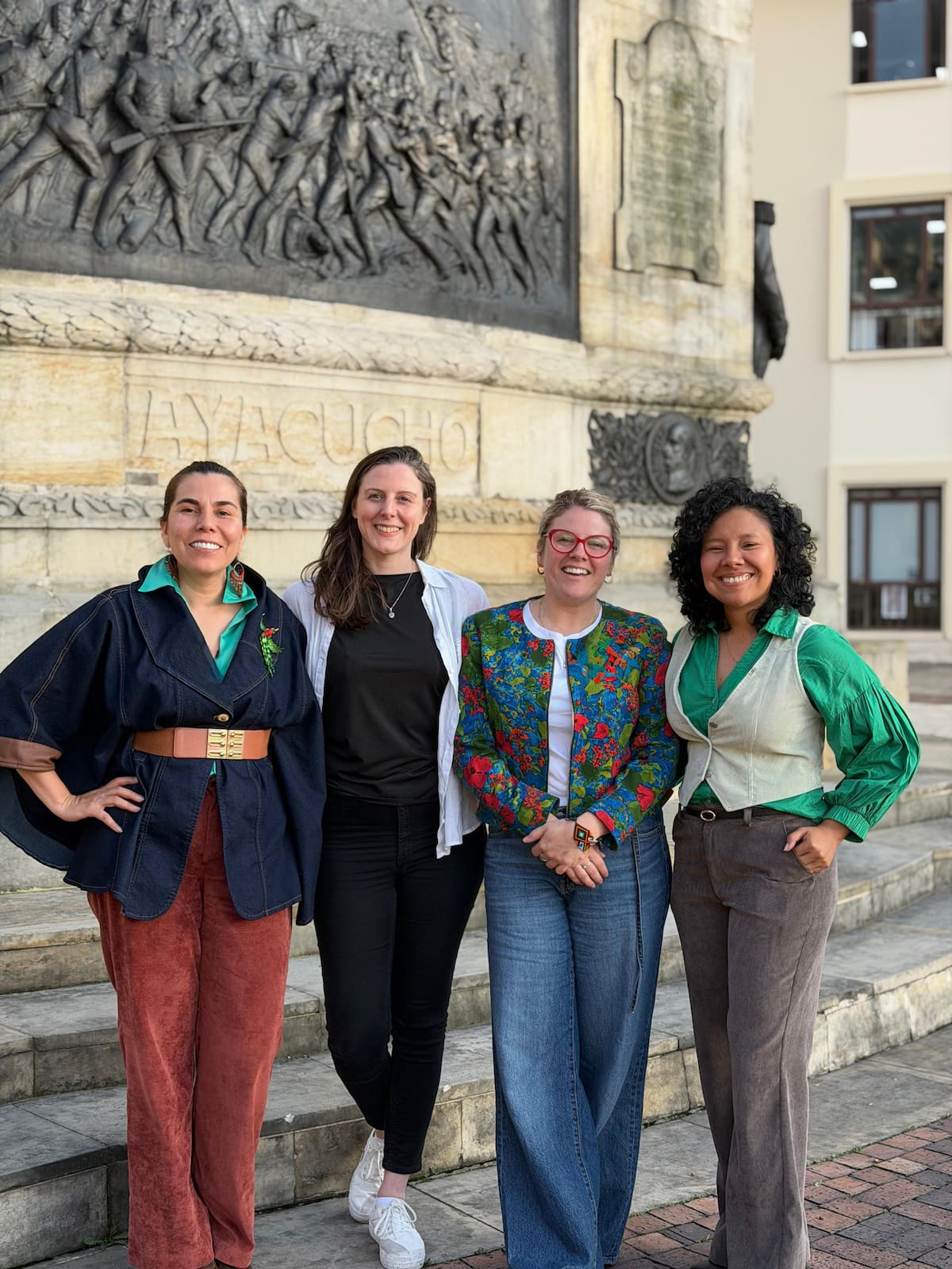 Jakeline Vargas Parra, subdirectora nacional académica de la ESAP; Jenny Lorentzen de NUPI; Priscyll Anctil Avoine, docente asociada de la Swedish Defence University, y Yira Miranda Montero, asistente de investigación. Foto suministrada/VANGUARDIA