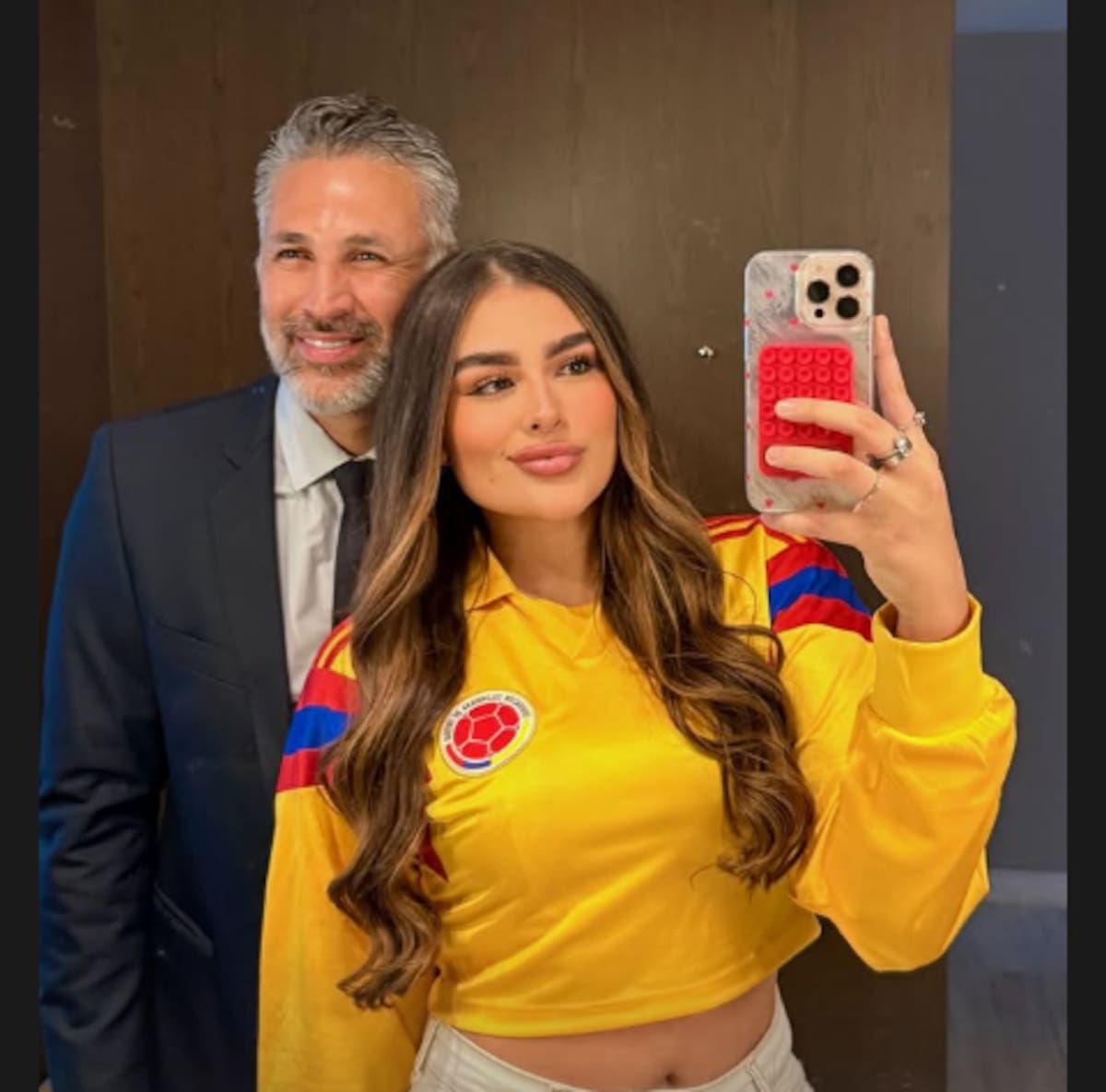 La joven viral del partido de Colombia resultó ser la hija de Mario Yepes. | Foto: Tomada de Instagram.