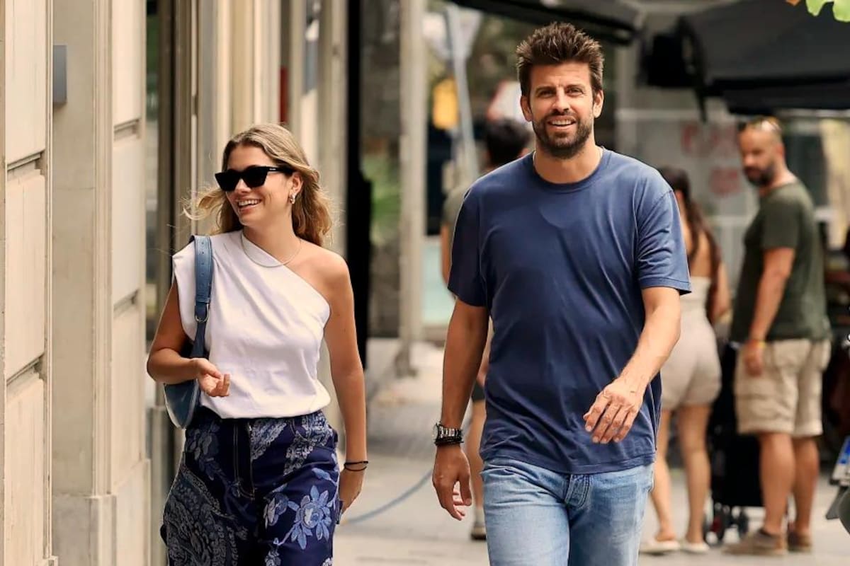 Clara Chía y Piqué se conocieron en el año 2020, después de que el deportista terminara su relación con la cantante colombiana, con quien tiene dos hijos.