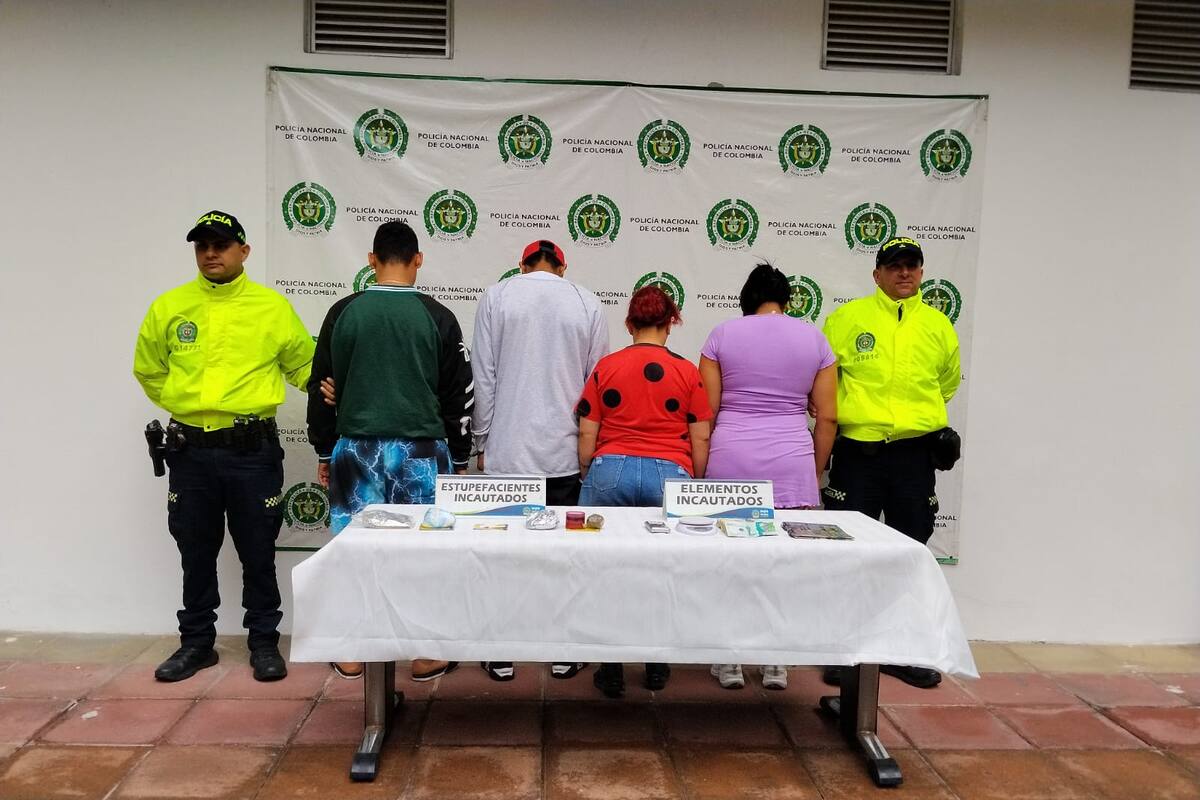 La Policía detuvo a cuatro personas implicadas en la venta de drogas desde una casa en San Gil.