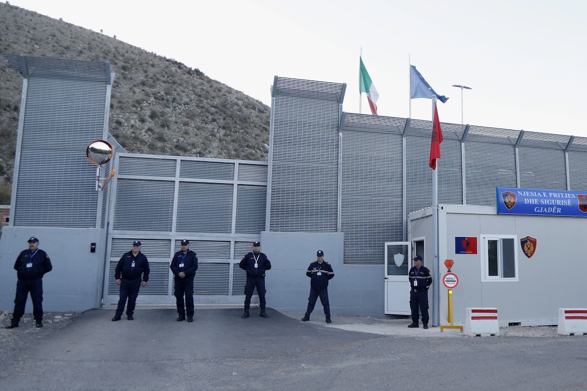Foto de archivo del centro de detención de migrantes gestionado por Italia en Albania, el 1 de noviembre de 2025. EFE/EPA/MALTON DIBRA