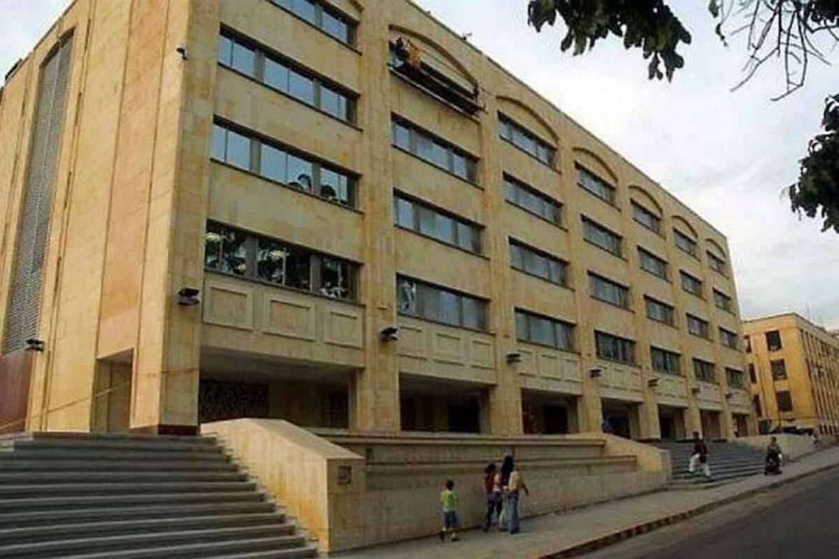 La administración municipal les salió al paso a las denuncias de los concejales liberales que señalaban a la Alcaldía de estar exigiendo donaciones para pagar las cuentas a los contratistas. (Foto: Archivo / VANGUARDIA LIBERAL.)