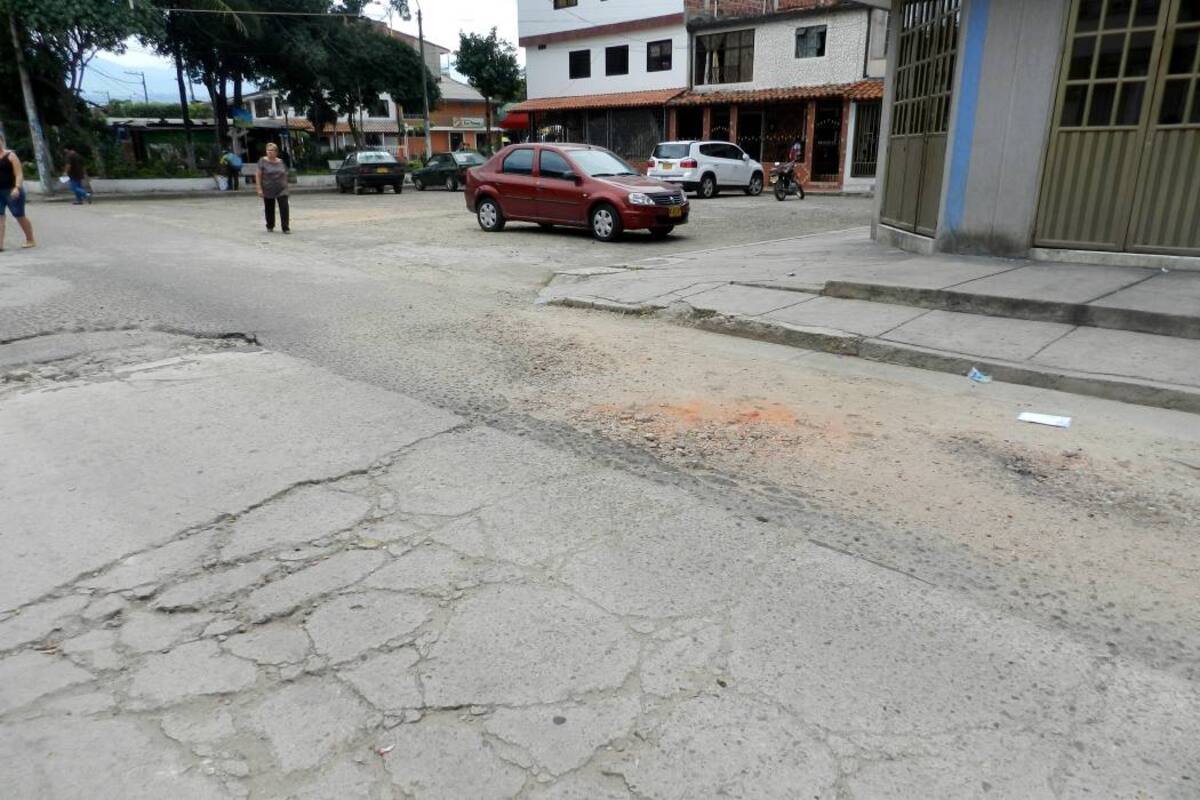 Los reductores de velocidad y el arreglo de la malla vial son dos requerimientos de la comunidad de Santa Cruz. (Foto: Archivo / VANGUARDIA LIBERAL)
