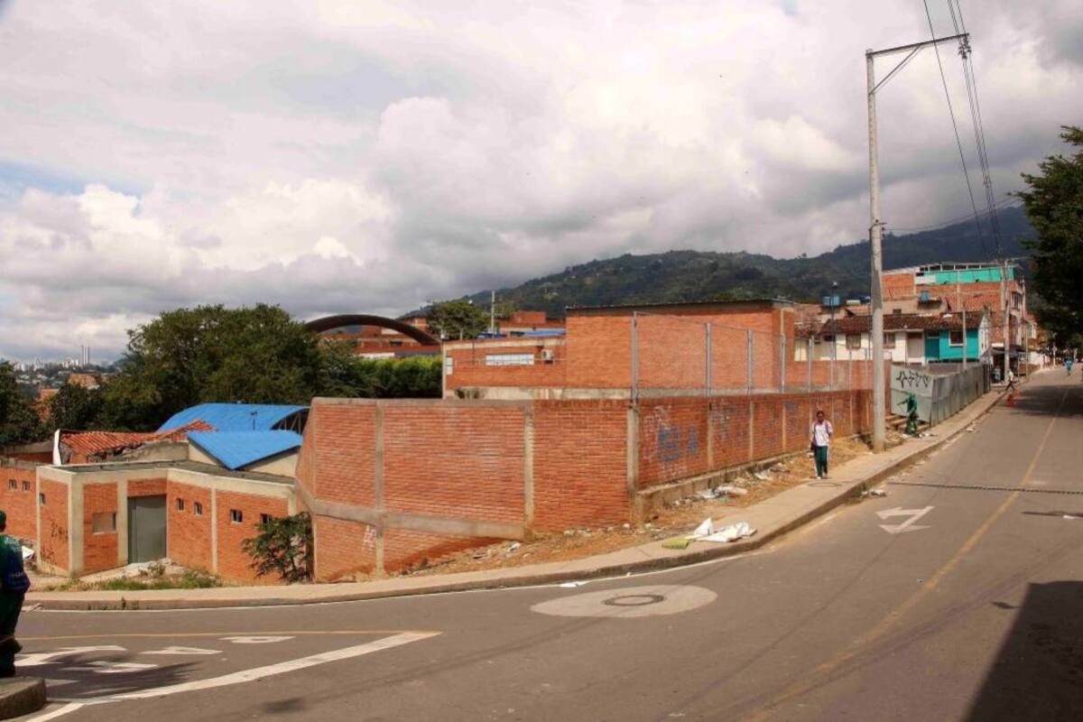 Los estudios de patología permiten determinar las fallas estructurales del lugar; por ende, qué tipo de reforzamiento se necesita para garantizar que no se repita otra emergencia. (Foto: Elver Rodríguez / VANGUARDIA LIBERAL)