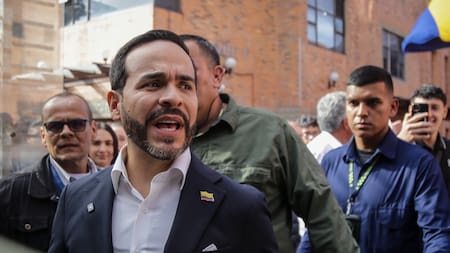 Lanzan alerta por la seguridad del presidente electo Abelardo De La Espriella