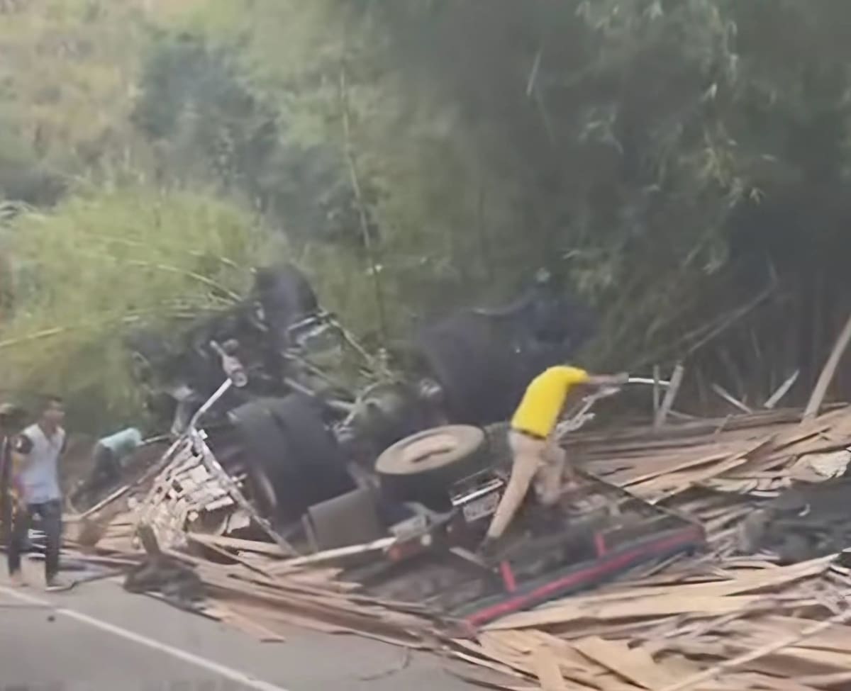 Las autoridades investigan una posible falla en los frenos como causa del accidente ocurrido cuando el vehículo descendía hacia Girón.