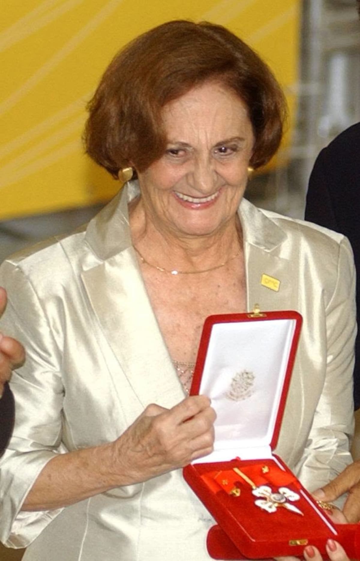 Con más de 80 años de trayectoria, Laura Cardoso se consolidó como la actriz brasileña con más títulos en su historial, actuó en más de 60 telenovelas brasileñas.
