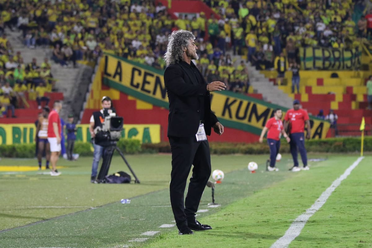 ¿Leonel Álvarez el mejor? Repase el rendimiento de los entrenadores de Atlético Bucaramanga. Foto: Jaime Moreno.