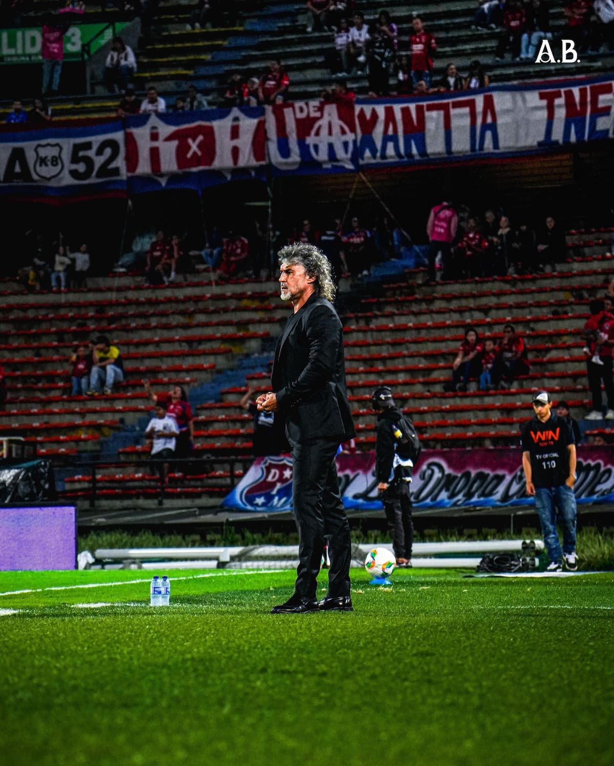 Leonel Álvarez es opción para dirigir a Independiente Medellín, lo confirma el presidente. Foto: Atlético Bucaramanga.