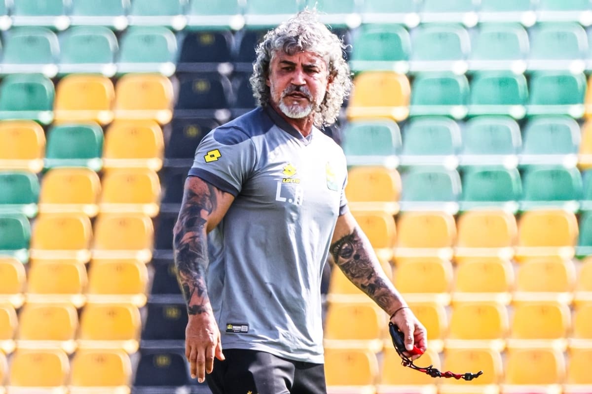 Leonel Álvarez ‘prepara’ demanda contra Atlético Bucaramanga. Foto: Atlético Bucaramanga.