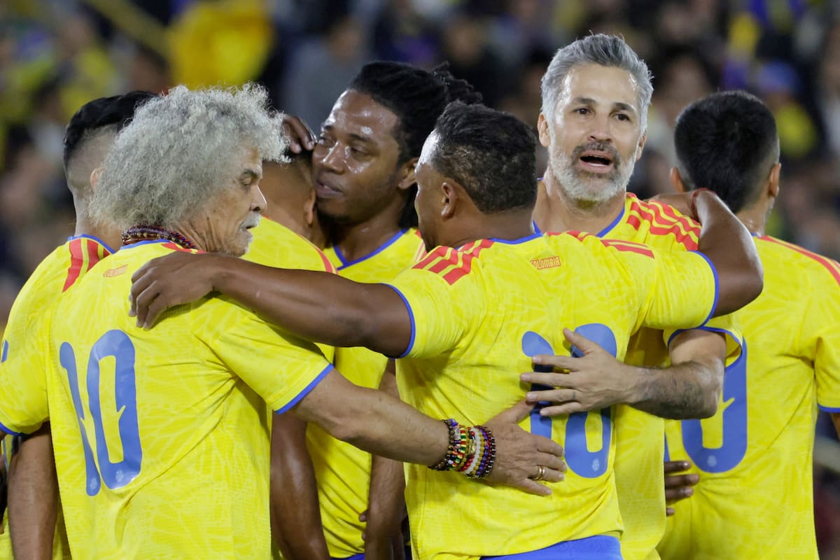 Bogota (Colombia), 22/08/2026.- Players celebrate a goal by Fredy Guarin during the 'Let's Lift Up Colombia' charity match to help those affected by the August 10 earthquake, at El Campin stadium in Bogota, Colombia, 21 August 2026. (Terremoto/sismo) EFE/EPA/Carlos Ortega