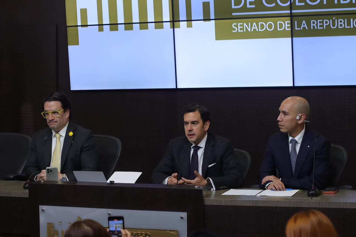 Gobierno Nacional radicó la Ley de Sometimiento ante el Congreso. Foto: Archivo/VANGUARDIA