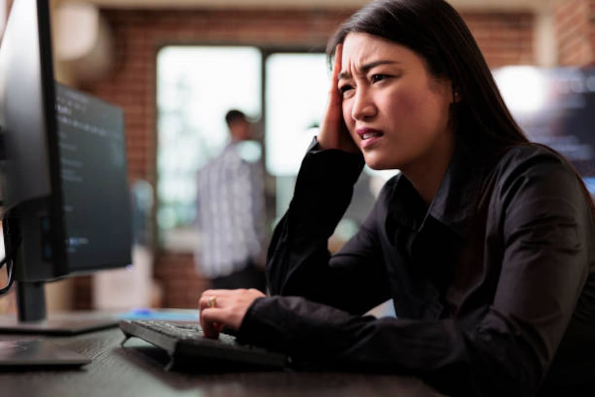 La empresa minorista china Pang Dong Lai ha introducido la “Licencia por Infelicidad”, los empleados pueden tomar hasta 10 días libres adicionales cuando se sientan estresados, infelices, emocionalmente agotados o simplemente necesiten un descanso, sin dar ninguna explicación.