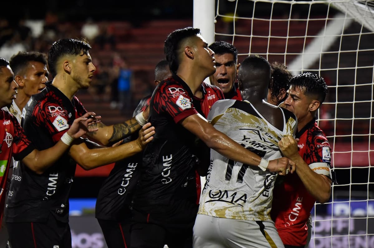 Liga BetPlay, entre las cinco ligas más lentas del mundo: el estudio del CIES que pone la lupa sobre el fútbol colombiano. Foto: Colprensa