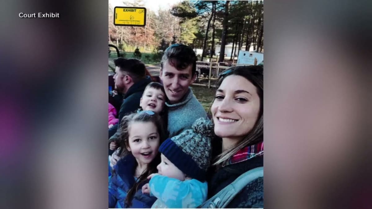 El caso de la madre acusada de matar a sus tres hijos impulsa la discusión sobre la psicosis posparto en EE.UU.