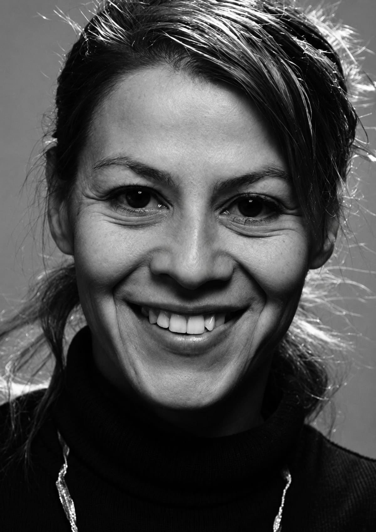 ¿Qué queda de una ciudad cuando pasan los años? Para Lizbeth Torres, parte de la respuesta está en las películas y registros que lograron sobrevivir. Desde Santander, esta gestora cultural trabaja para que esas imágenes no se pierdan y vuelvan a contar sus historias.