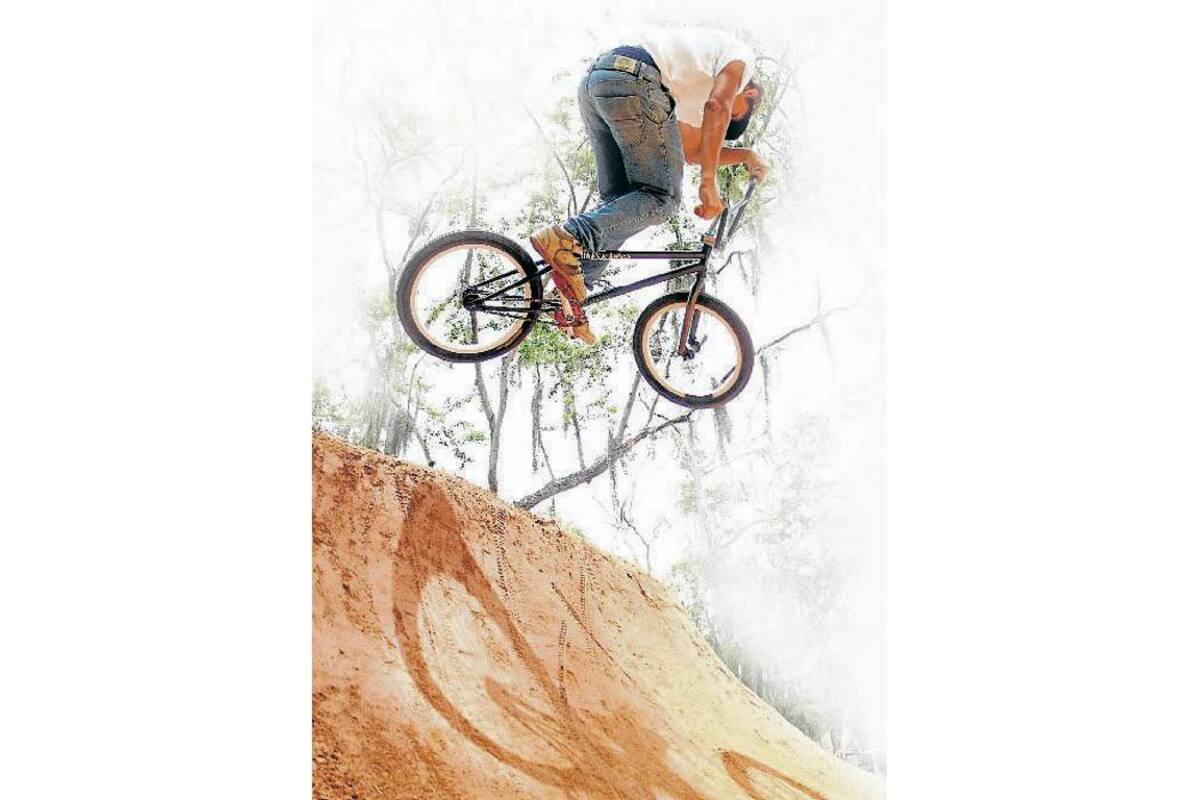 Los deportistas de BMX esperan que la Administración local empiece a construir la nueva pista antes de finalizar el año. (Foto: Archivo / VANGUARDIA LIBERAL)