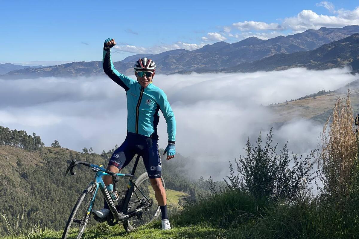 Colombiano 'Superman' López defenderá el título de la Vuelta Andalucía. Twitter de Miguel Ángel López / VANGUARDIA