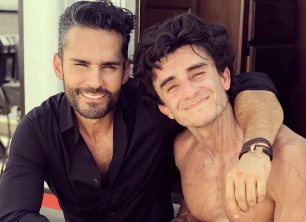 Preocupación en el elenco de ‘Sin senos sí hay paraíso’. Fabián Ríos rompió el silencio y pidió una cadena de oración por su compañero Francisco Bolívar (‘Jota’), quien habría salido de las grabaciones por problemas de salud.
