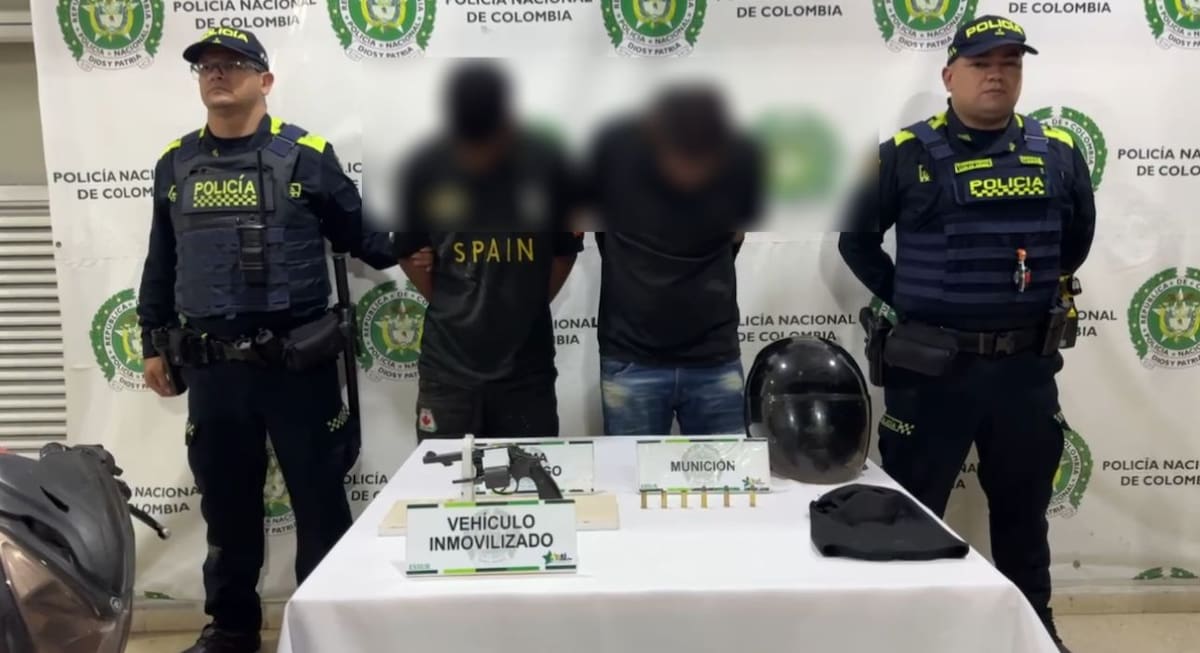 Los capturados fueron puestos a disposición de la Fiscalía General de la Nación.