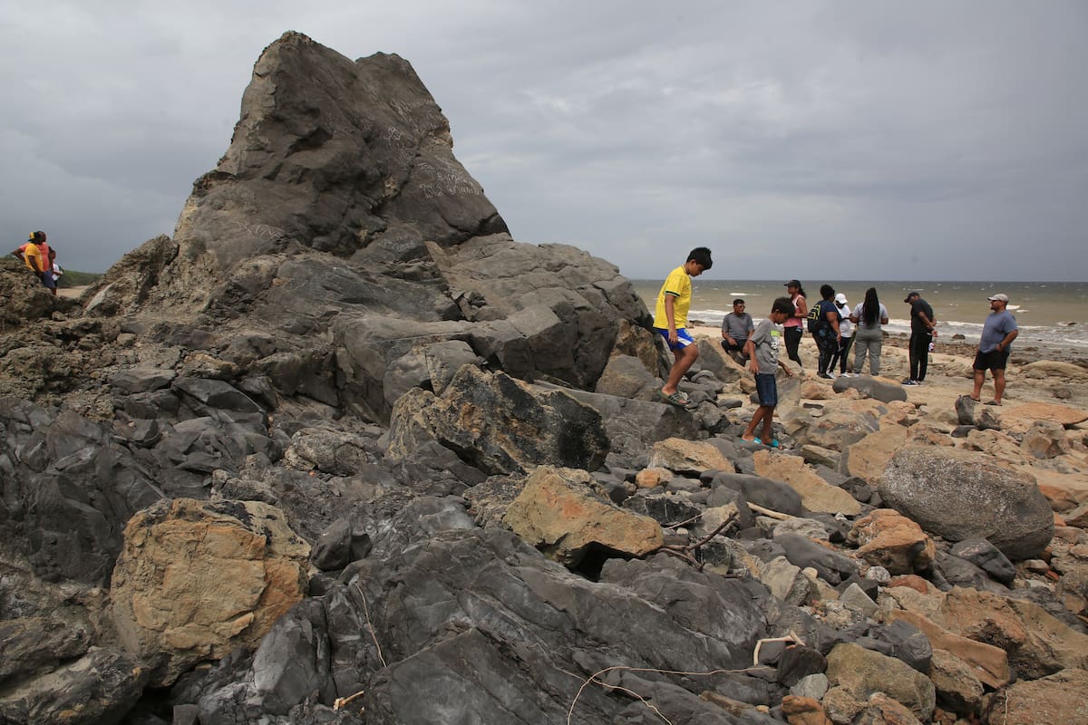 Los devastadores terremotos en Venezuela han alterado geológicamente partes de la costa suroeste de la vecina isla de Trinidad.
Foto: EFE/Andrea de Silva