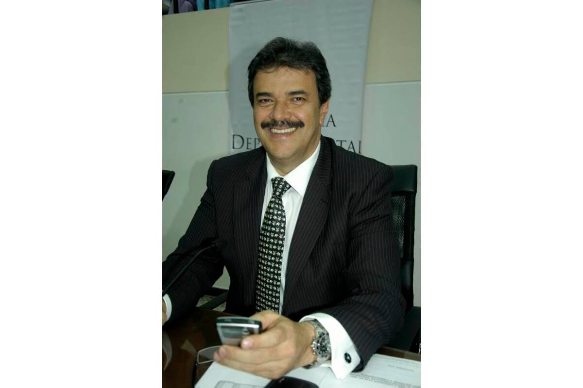 Julio Villate, por Opción Ciudadana; Iván Aguilar, por el Centro Democrático y Raúl Cardozo, por el Partido Conservador, son precandidatos a la Gobernación. (Foto: Archivo /VANGUARDIA LIBERAL)